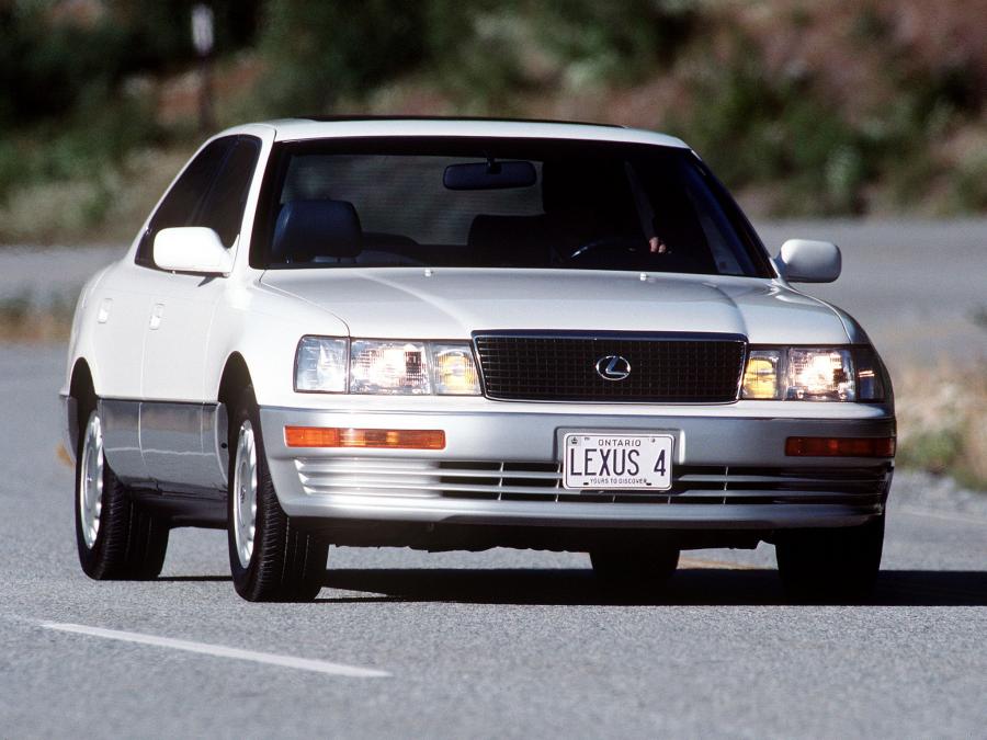  Lexus LS400 (UCF10) 1989 года  (NA) (фото 20 из 30)